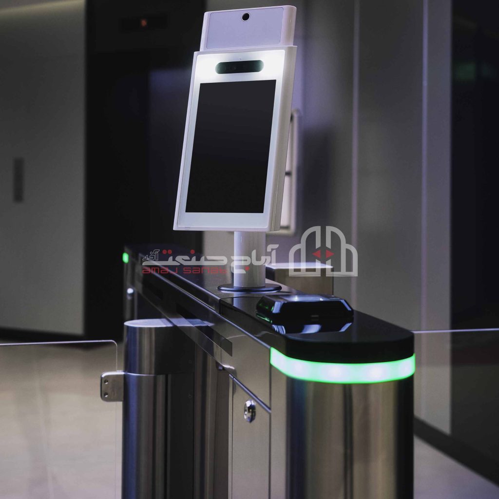 گیت کنترل تردد شیشه ای